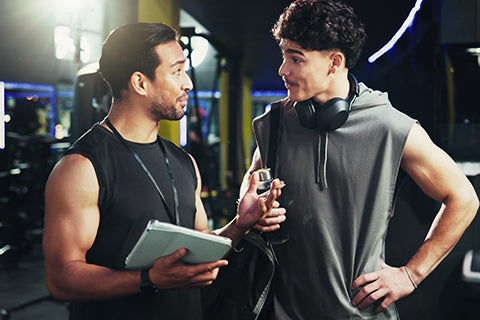 Should I Take Mass Gainer or Whey Protein To Gain Muscle?